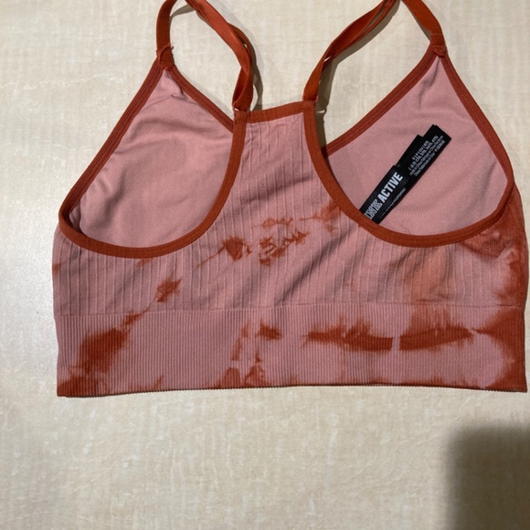 Sports bra - Picture 2 of 3